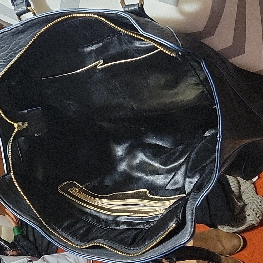INC BAG - Picture 3 of 4